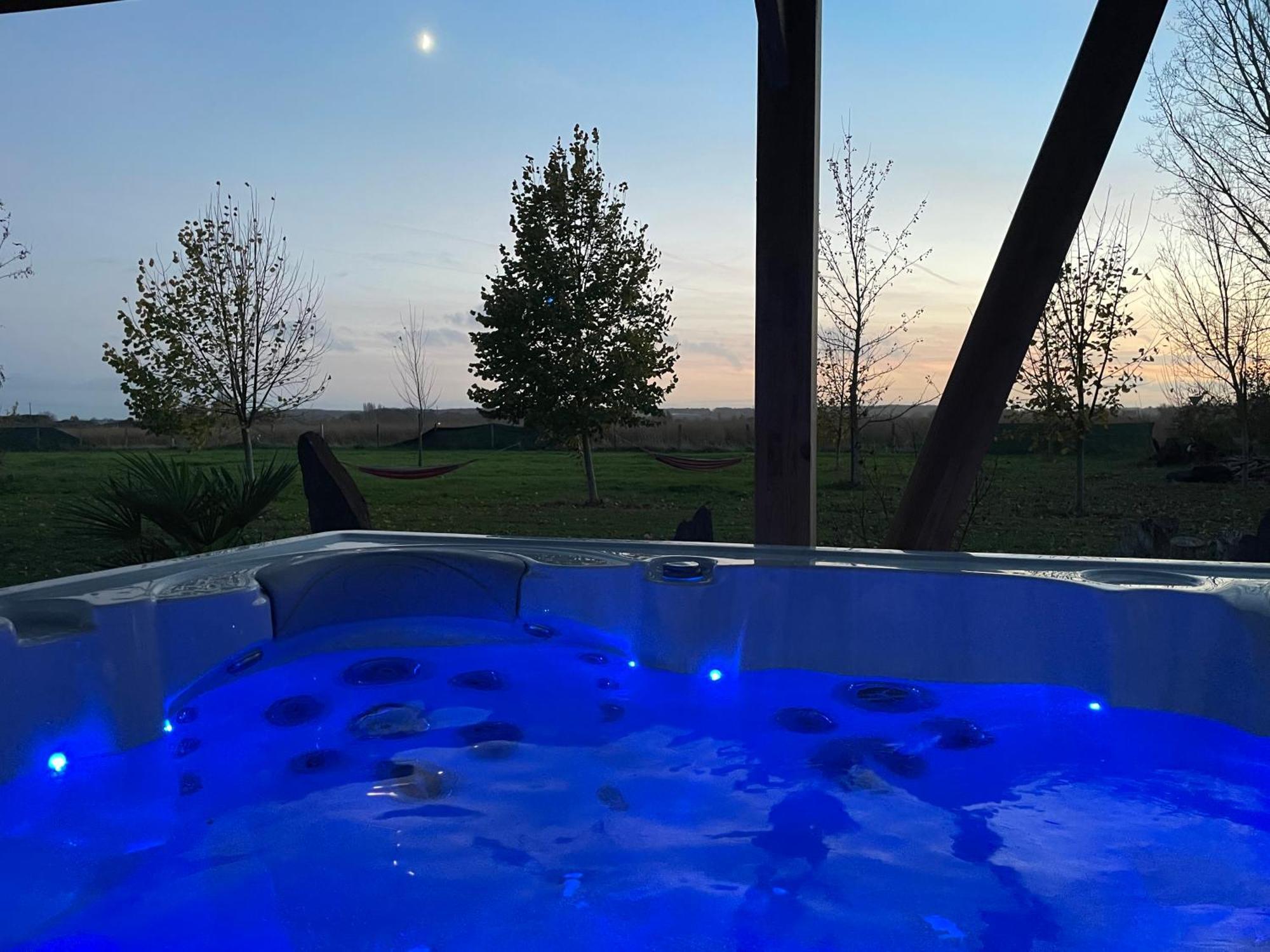 Gite Au Gre De La Loire Piscine Et Spa Saint-Mathurin  Extérieur photo